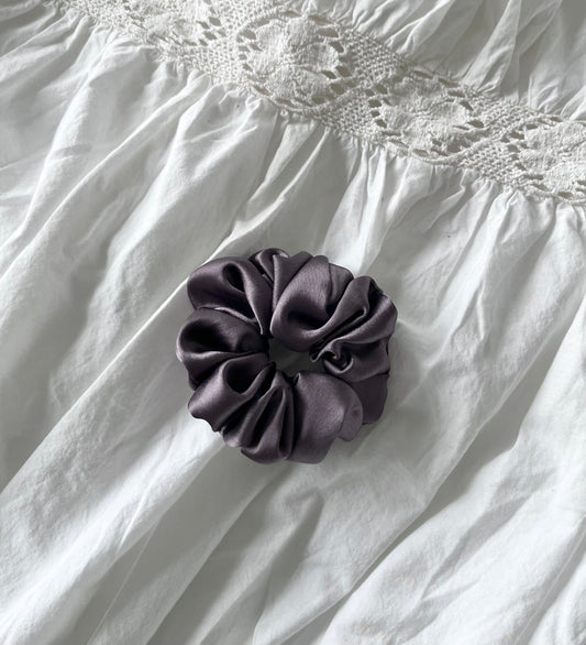 Silk Scrunchie in Purple Haze